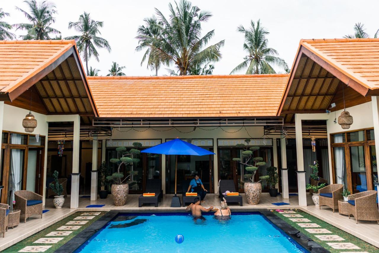 Mias Jungle House Hotel Lovina  Exterior photo